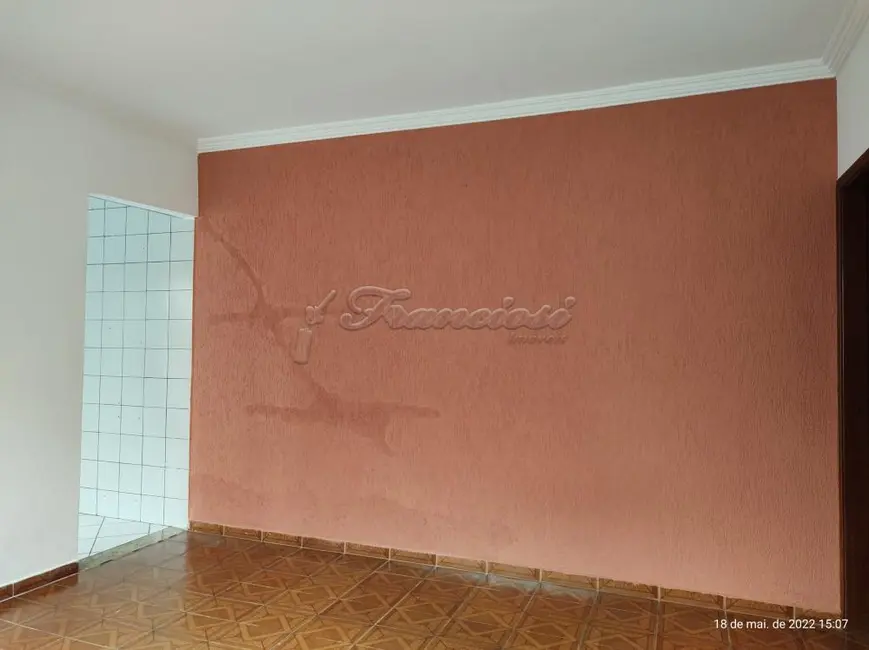 Casa com 2 quartos à venda, 150m2 em Centro, Itapetininga - SP - imagem 6 Foto 6 de Casa com 2 quartos à venda, 150m2 em Centro, Itapetininga - SP