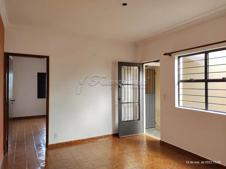 Casa com 2 quartos à venda, 150m2 em Centro, Itapetininga - SP - imagem 7 Foto 7 de Casa com 2 quartos à venda, 150m2 em Centro, Itapetininga - SP