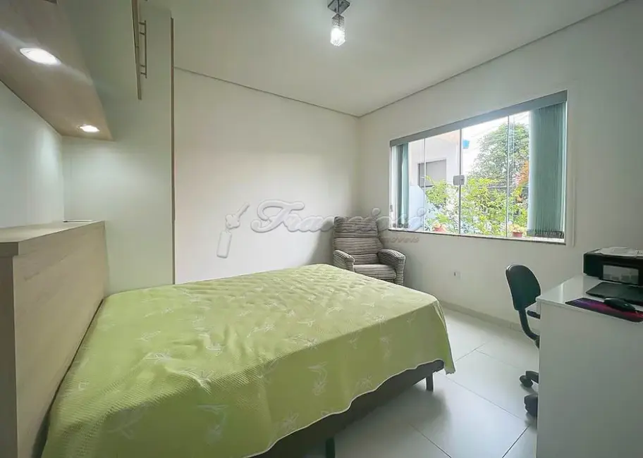 Loja à venda, 135m2 em Centro, Itapetininga - SP - imagem 8 Foto 8 de Loja à venda, 135m2 em Centro, Itapetininga - SP