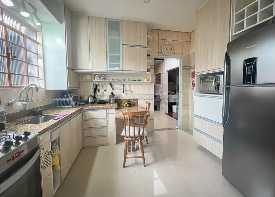 Loja à venda, 135m2 em Centro, Itapetininga - SP - imagem 4 Foto 4 de Loja à venda, 135m2 em Centro, Itapetininga - SP