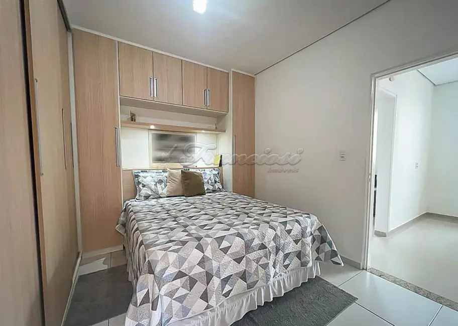 Loja à venda, 135m2 em Centro, Itapetininga - SP - imagem 6 Foto 6 de Loja à venda, 135m2 em Centro, Itapetininga - SP