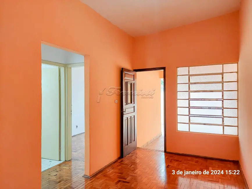 Casa com 2 quartos à venda, 93m2 em Vila Aparecida, Itapetininga - SP - imagem 3 Foto 3 de Casa com 2 quartos à venda, 93m2 em Vila Aparecida, Itapetininga - SP
