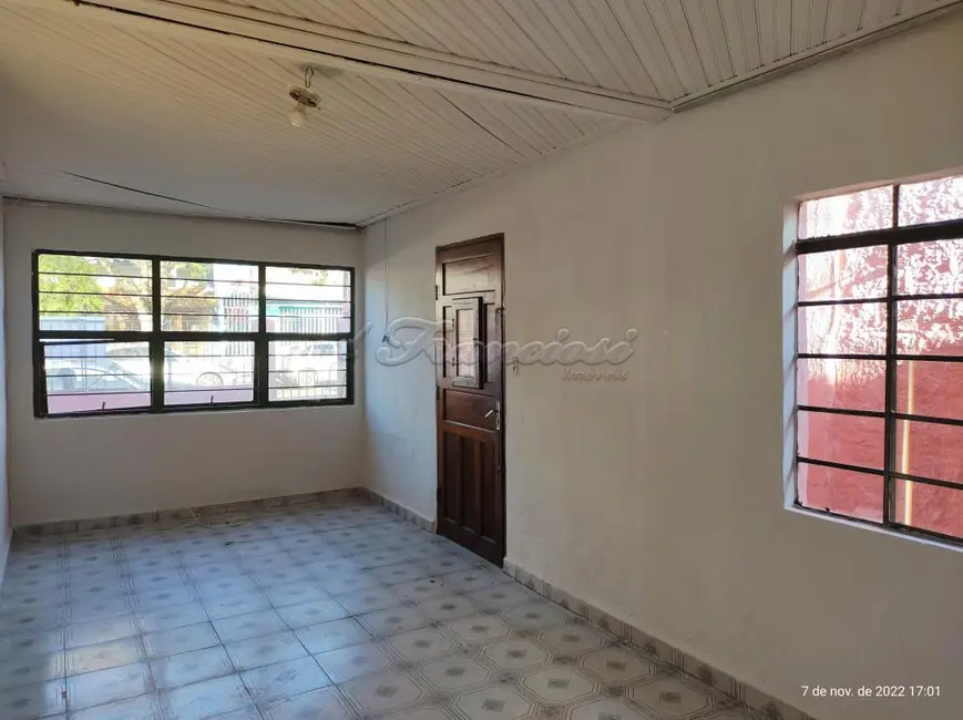 Foto 2 de Fazenda / Haras com 2 quartos à venda, 286m2 em Vila Aurora, Itapetininga - SP