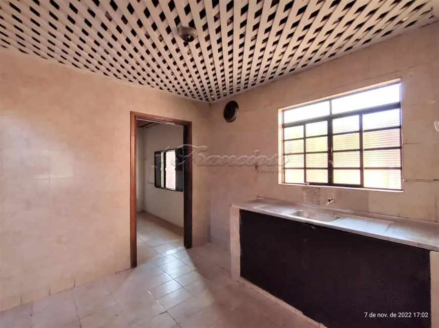 Fazenda / Haras com 2 quartos à venda, 286m2 em Vila Aurora, Itapetininga - SP - imagem 3 Foto 3 de Fazenda / Haras com 2 quartos à venda, 286m2 em Vila Aurora, Itapetininga - SP