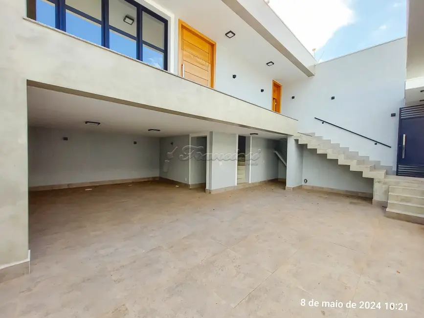 Foto 2 de Casa com 3 quartos à venda, 300m2 em Vila Rosa, Itapetininga - SP