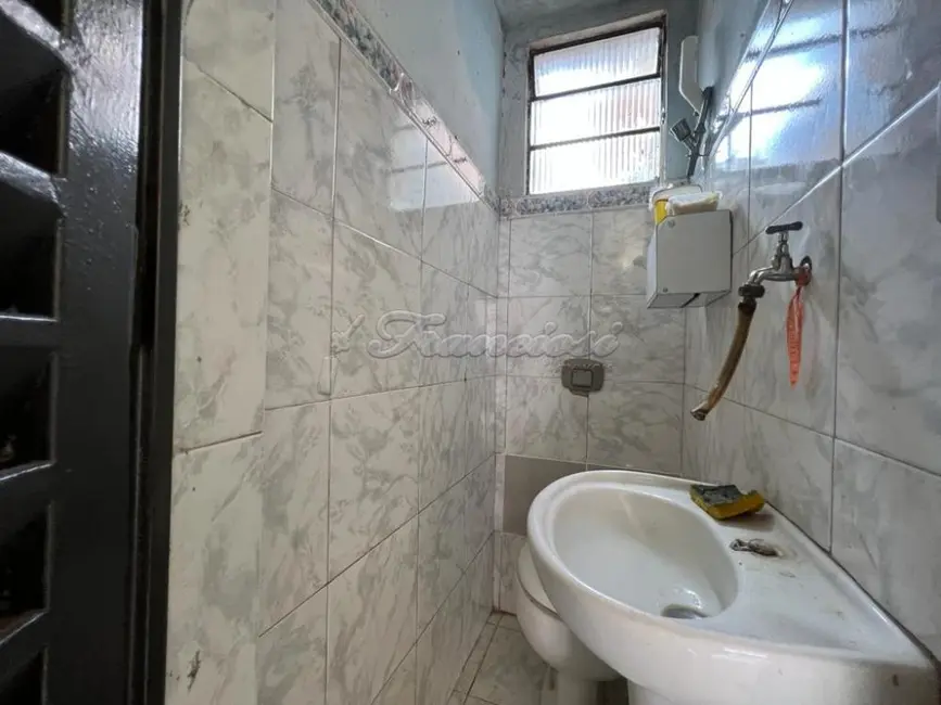 Casa com 3 quartos à venda, 290m2 em Vila Nova, Itapetininga - SP - imagem 9 Foto 9 de Casa com 3 quartos à venda, 290m2 em Vila Nova, Itapetininga - SP