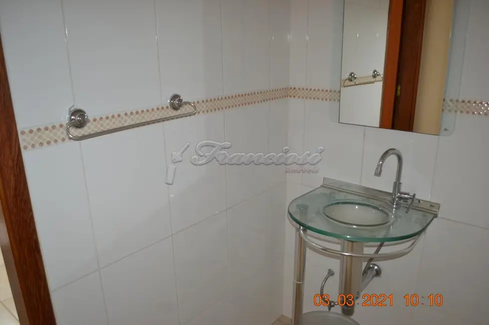 Casa com 3 quartos à venda, 1135m2 em Vila Cubatão, Itapetininga - SP - imagem 9 Foto 9 de Casa com 3 quartos à venda, 1135m2 em Vila Cubatão, Itapetininga - SP