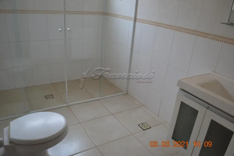 Casa com 3 quartos à venda, 1135m2 em Vila Cubatão, Itapetininga - SP - imagem 8 Foto 8 de Casa com 3 quartos à venda, 1135m2 em Vila Cubatão, Itapetininga - SP