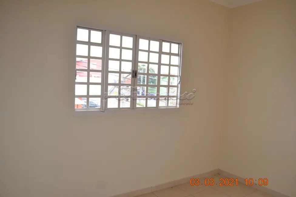 Casa com 3 quartos à venda, 1135m2 em Vila Cubatão, Itapetininga - SP - imagem 3 Foto 3 de Casa com 3 quartos à venda, 1135m2 em Vila Cubatão, Itapetininga - SP