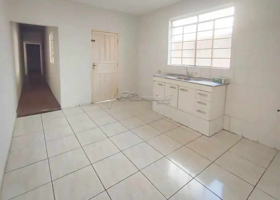 Foto 3 de Casa com 2 quartos à venda, 150m2 em Jardim Itália, Itapetininga - SP