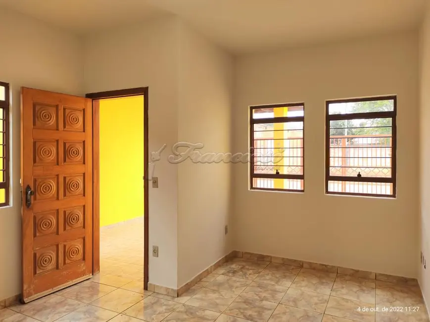 Foto 2 de Casa com 2 quartos à venda, 82m2 em Jardim Vieira de Moraes, Itapetininga - SP