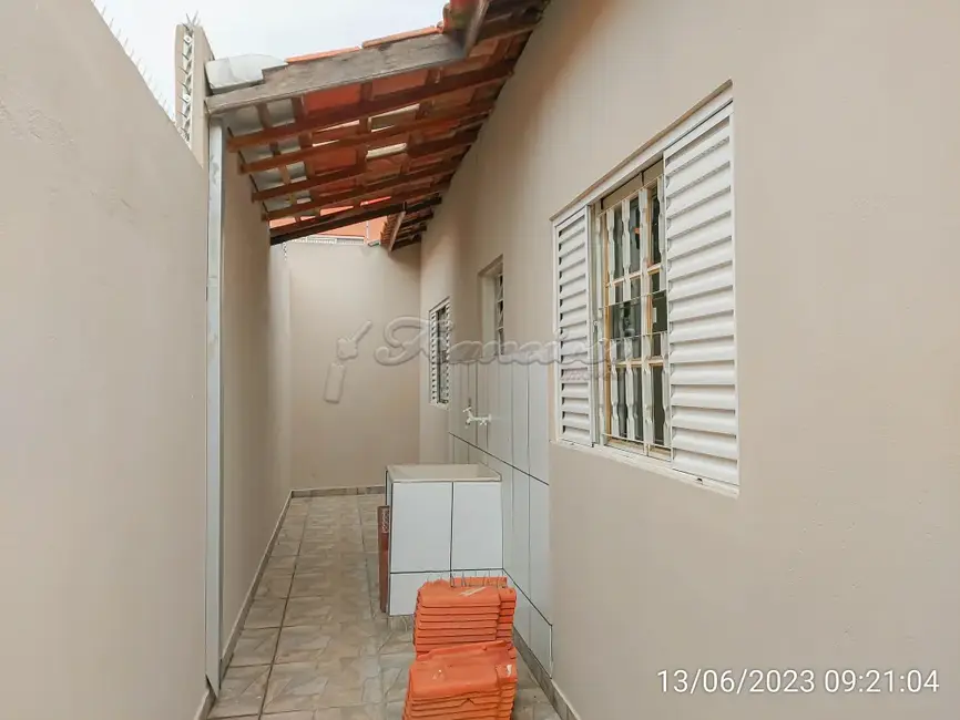 Casa com 2 quartos à venda, 59m2 em Itapetininga - SP - imagem 6 Foto 6 de Casa com 2 quartos à venda, 59m2 em Itapetininga - SP