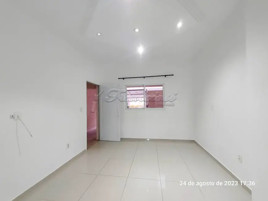 Casa com 2 quartos para alugar, 130m2 em Centro, Itapetininga - SP - imagem 1 Foto 1 de Casa com 2 quartos para alugar, 130m2 em Centro, Itapetininga - SP