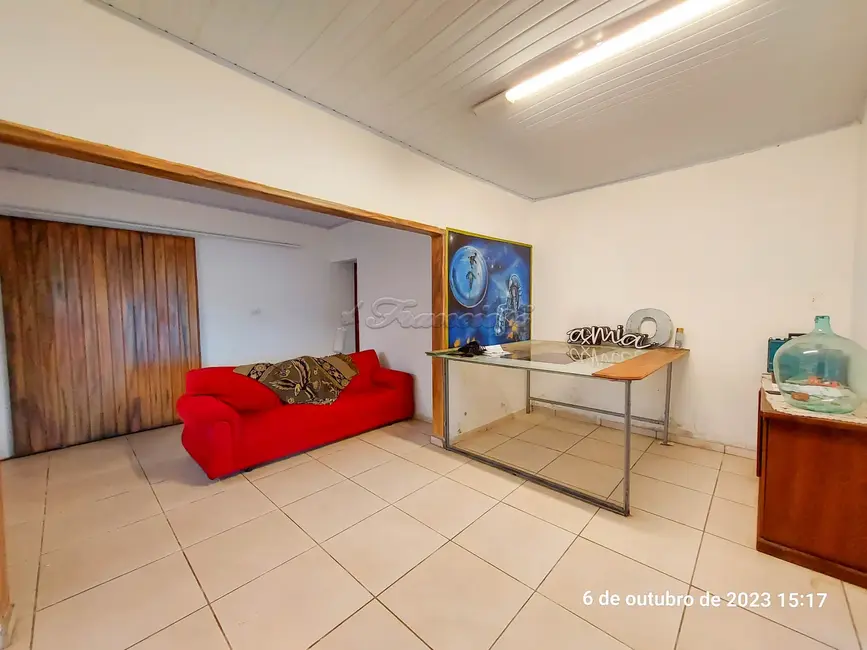 Casa com 2 quartos à venda, 143m2 em Jardim Itália, Itapetininga - SP - imagem 4 Foto 4 de Casa com 2 quartos à venda, 143m2 em Jardim Itália, Itapetininga - SP