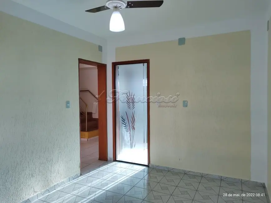 Casa com 3 quartos à venda, 204m2 em Vila Maciel, Itapetininga - SP - imagem 5 Foto 5 de Casa com 3 quartos à venda, 204m2 em Vila Maciel, Itapetininga - SP