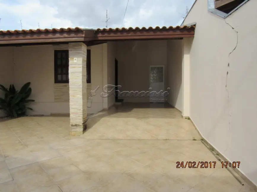 Foto 1 de Casa com 4 quartos à venda, 192m2 em Vila Barth, Itapetininga - SP