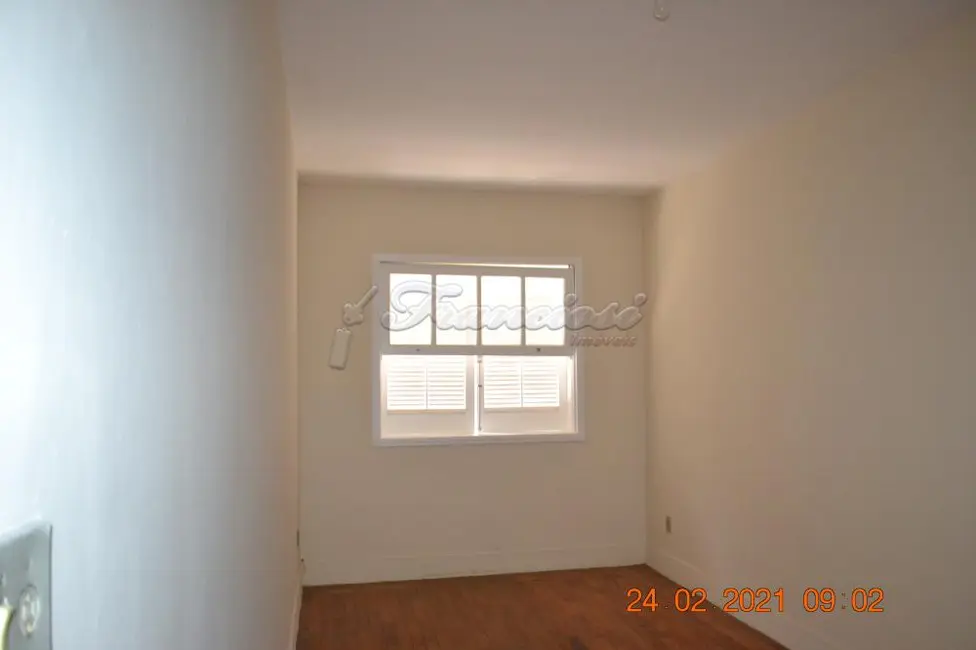 Casa com 3 quartos à venda, 82m2 em Centro, Itapetininga - SP - imagem 8 Foto 8 de Casa com 3 quartos à venda, 82m2 em Centro, Itapetininga - SP