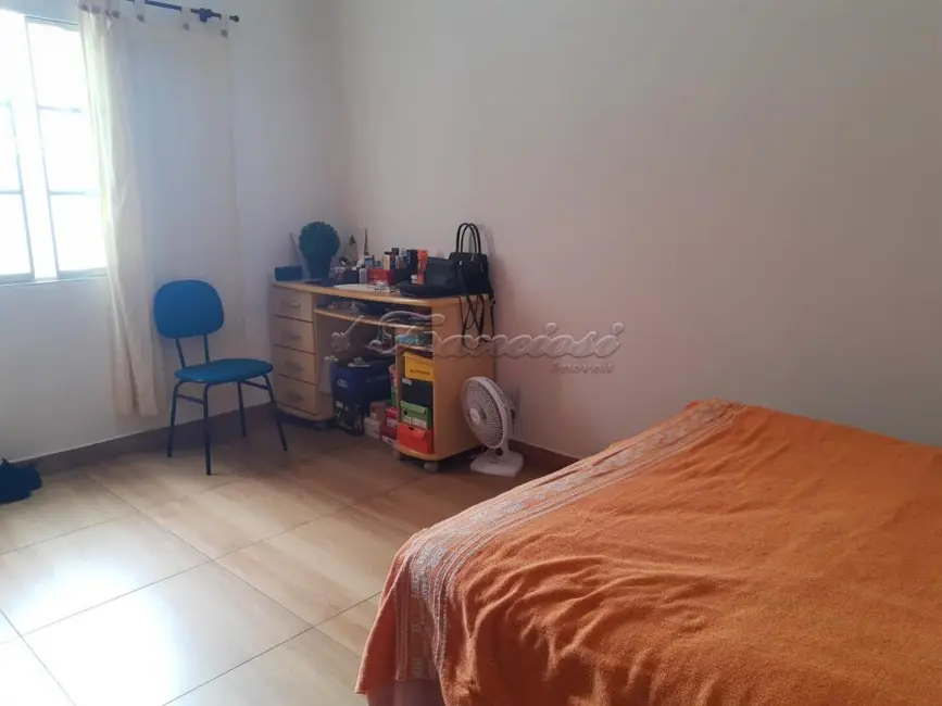 Casa com 2 quartos à venda, 160m2 em Jardim Fogaça, Itapetininga - SP - imagem 5 Foto 5 de Casa com 2 quartos à venda, 160m2 em Jardim Fogaça, Itapetininga - SP