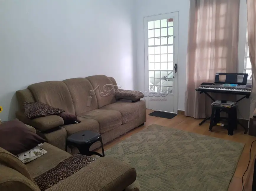 Foto 1 de Casa com 2 quartos à venda, 160m2 em Jardim Fogaça, Itapetininga - SP