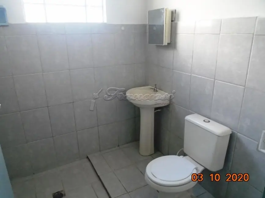 Casa com 2 quartos à venda, 243m2 em Centro, Itapetininga - SP - imagem 9 Foto 9 de Casa com 2 quartos à venda, 243m2 em Centro, Itapetininga - SP