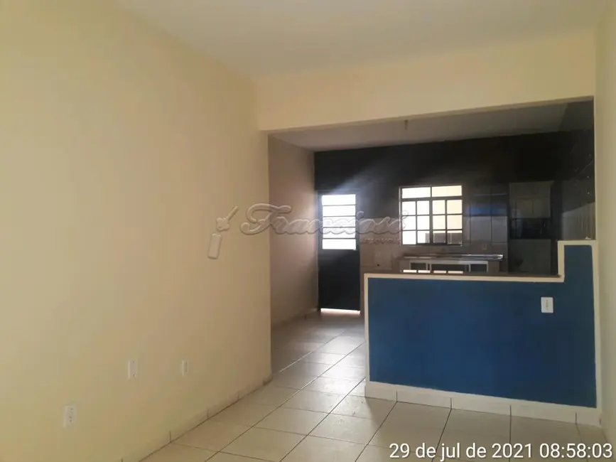 Foto 1 de Casa com 2 quartos à venda, 89m2 em Jardim Leonel, Itapetininga - SP