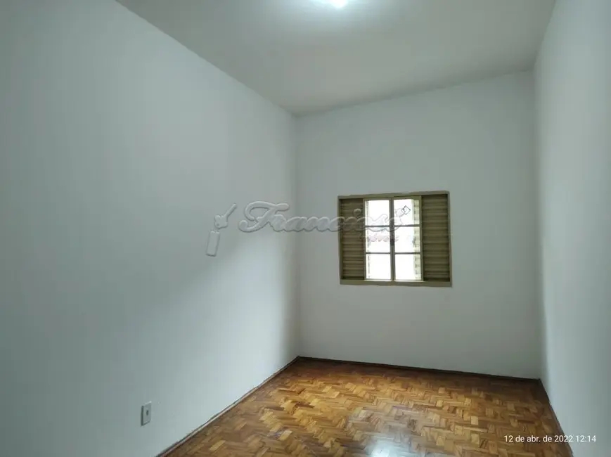 Casa com 2 quartos à venda, 159m2 em Vila Aparecida, Itapetininga - SP - imagem 5 Foto 5 de Casa com 2 quartos à venda, 159m2 em Vila Aparecida, Itapetininga - SP
