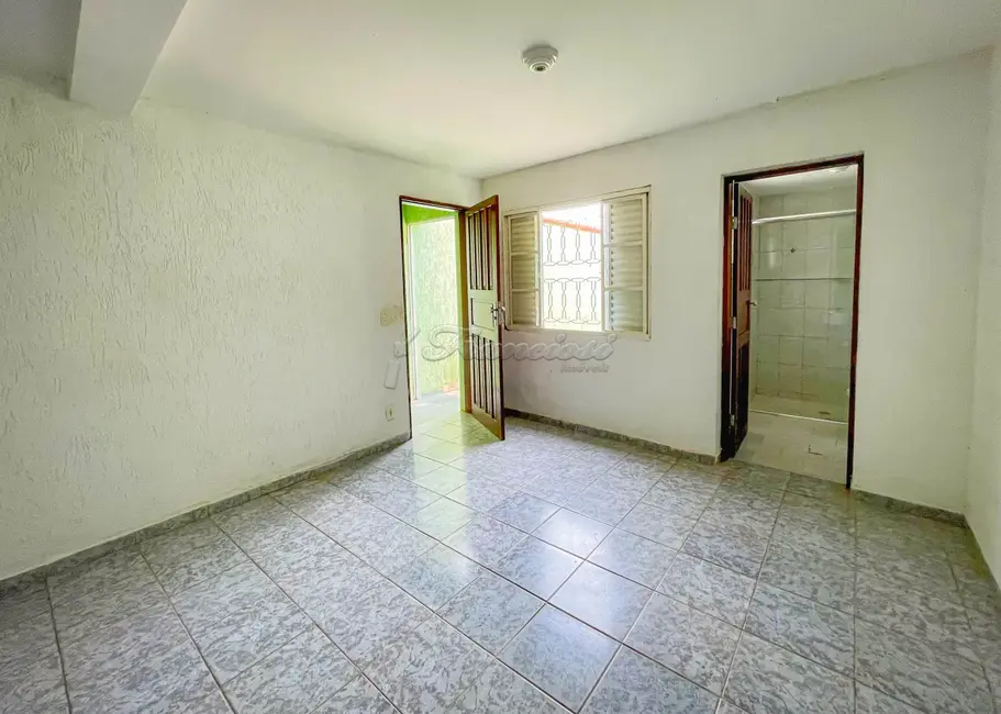 Casa com 2 quartos à venda, 150m2 em Vila Barth, Itapetininga - SP - imagem 8 Foto 8 de Casa com 2 quartos à venda, 150m2 em Vila Barth, Itapetininga - SP