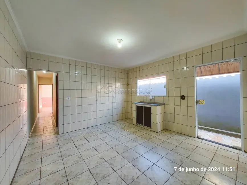 Foto 3 de Casa com 2 quartos à venda, 150m2 em Itapetininga - SP