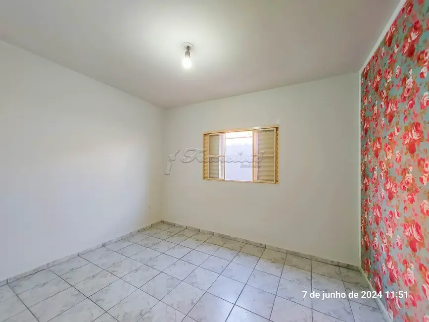 Foto 4 de Casa com 2 quartos à venda, 150m2 em Itapetininga - SP