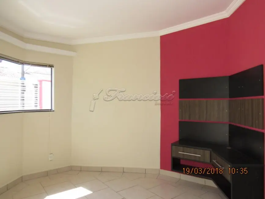 Foto 1 de Casa com 2 quartos à venda, 150m2 em Parque Atenas do Sul, Itapetininga - SP