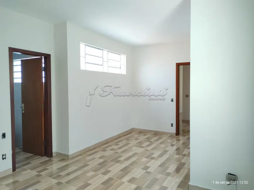 Casa com 5 quartos à venda, 332m2 em Centro, Itapetininga - SP - imagem 8 Foto 8 de Casa com 5 quartos à venda, 332m2 em Centro, Itapetininga - SP