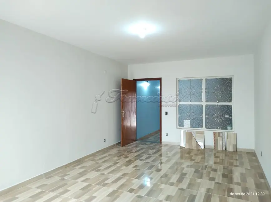Foto 2 de Casa com 5 quartos à venda, 332m2 em Centro, Itapetininga - SP