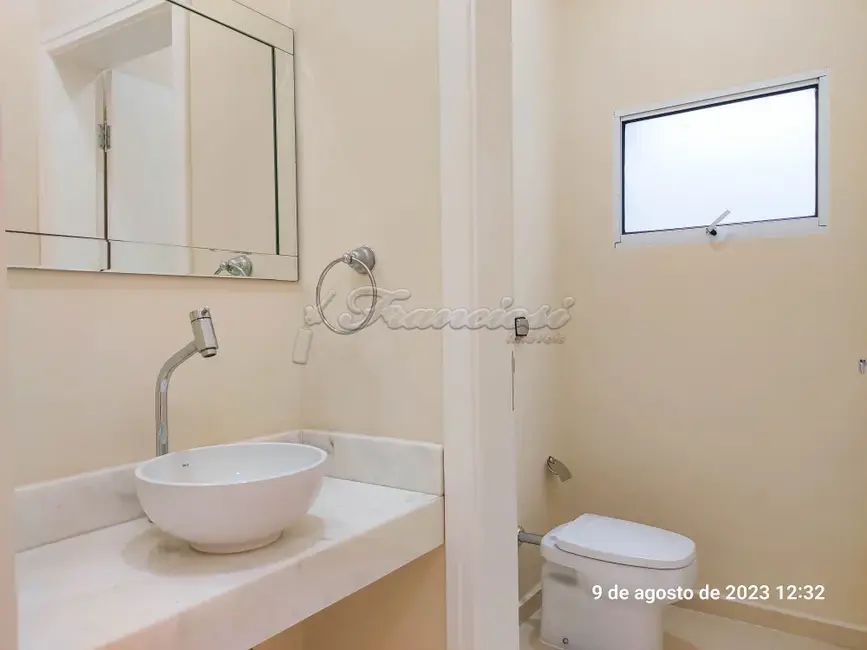 Foto 3 de Casa de Condomínio com 3 quartos à venda, 172m2 em Jardim Marabá, Itapetininga - SP