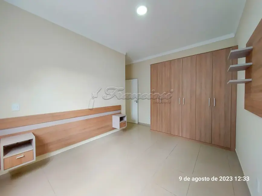 Foto 9 de Casa de Condomínio com 3 quartos à venda, 172m2 em Jardim Marabá, Itapetininga - SP