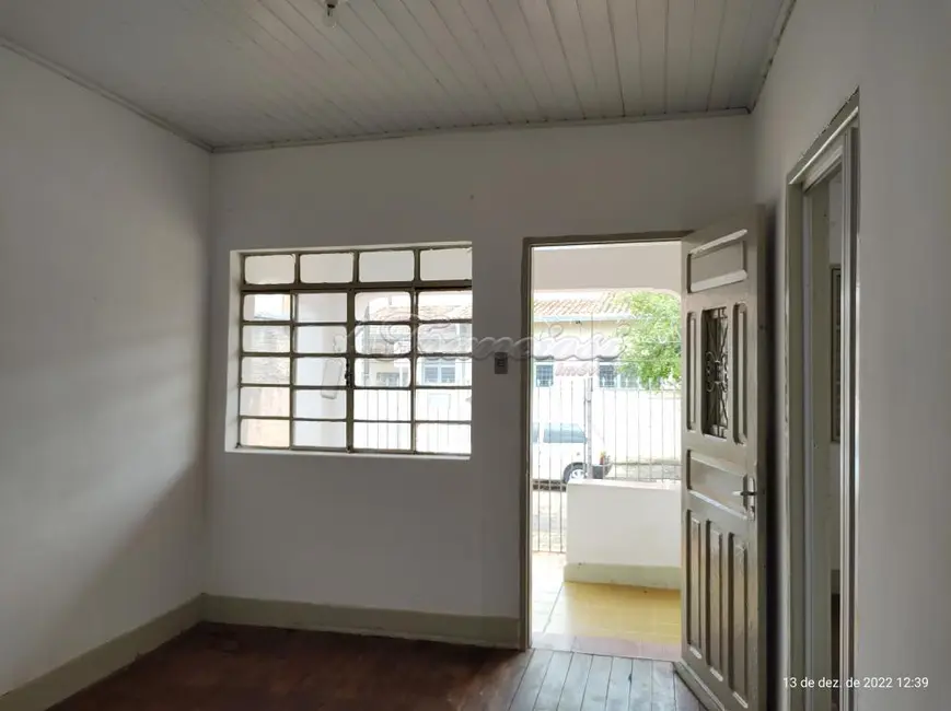 Casa com 2 quartos à venda, 213m2 em Vila Rocha, Itapetininga - SP - imagem 2 Foto 2 de Casa com 2 quartos à venda, 213m2 em Vila Rocha, Itapetininga - SP