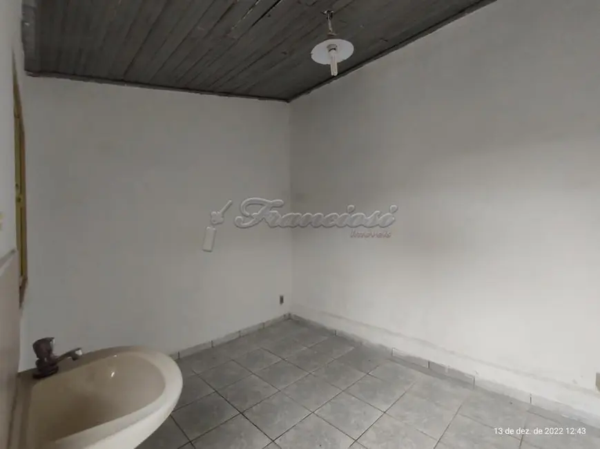Casa com 2 quartos à venda, 213m2 em Vila Rocha, Itapetininga - SP - imagem 9 Foto 9 de Casa com 2 quartos à venda, 213m2 em Vila Rocha, Itapetininga - SP
