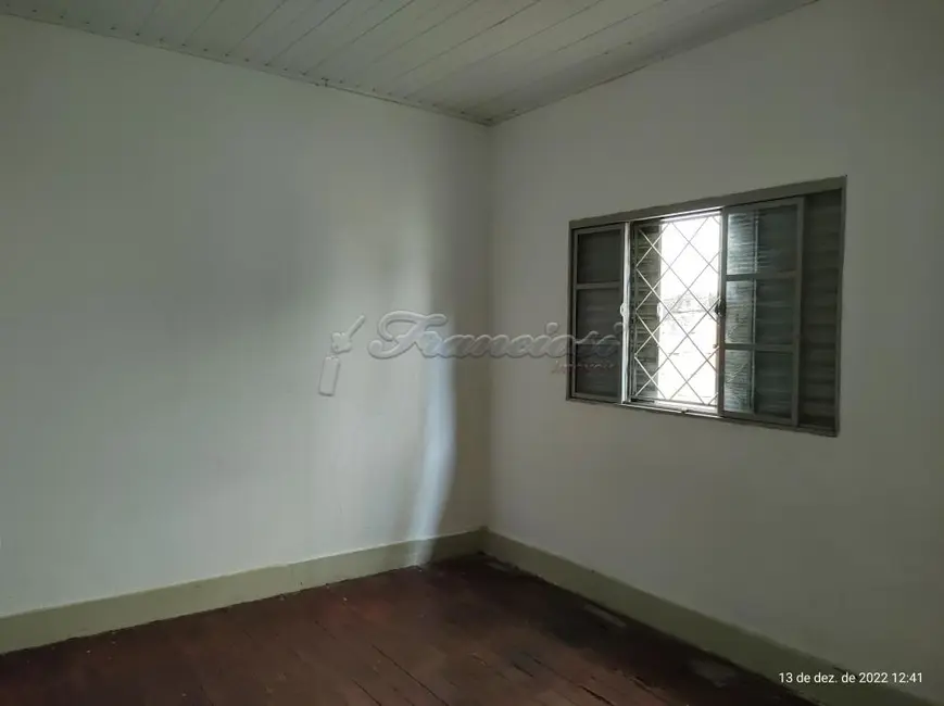 Casa com 2 quartos à venda, 213m2 em Vila Rocha, Itapetininga - SP - imagem 6 Foto 6 de Casa com 2 quartos à venda, 213m2 em Vila Rocha, Itapetininga - SP