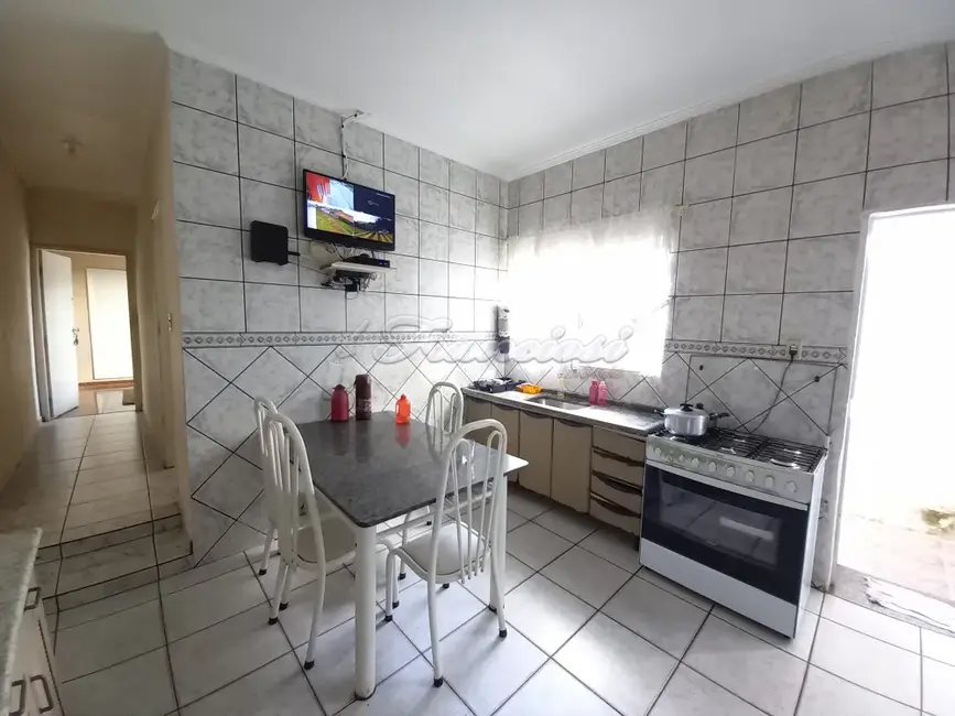 Casa com 4 quartos à venda, 300m2 em Centro, Itapetininga - SP - imagem 4 Foto 4 de Casa com 4 quartos à venda, 300m2 em Centro, Itapetininga - SP