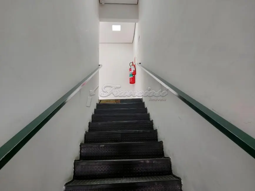 Foto 3 de Prédio Inteiro à venda, 202m2 em Centro, Itapetininga - SP