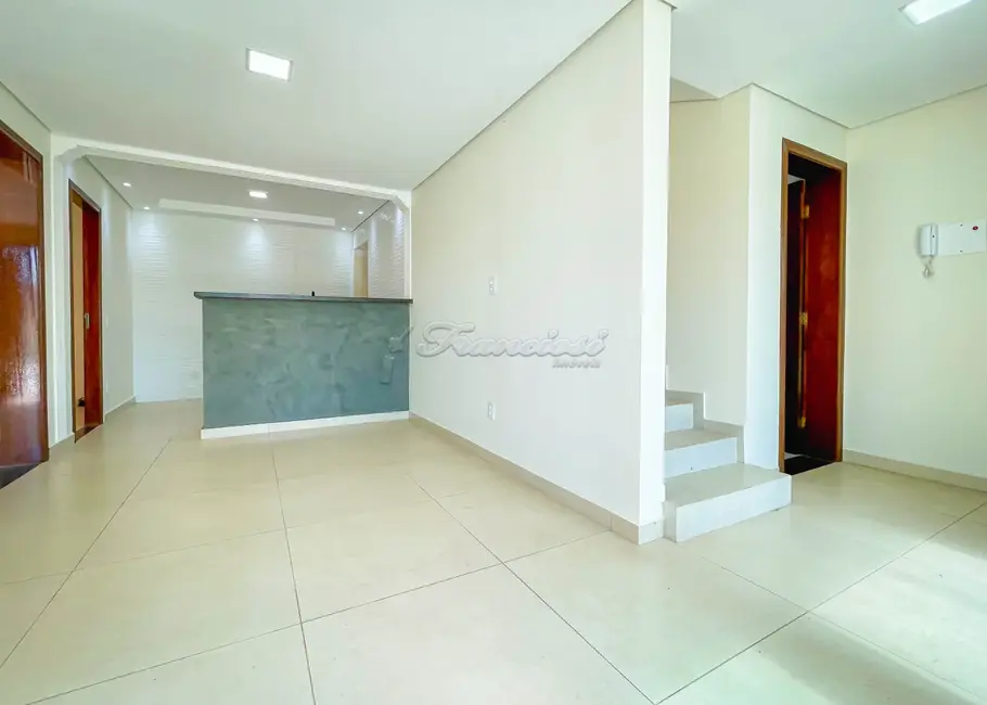 Casa com 4 quartos à venda, 300m2 em Vila Rio Branco, Itapetininga - SP - imagem 8 Foto 8 de Casa com 4 quartos à venda, 300m2 em Vila Rio Branco, Itapetininga - SP