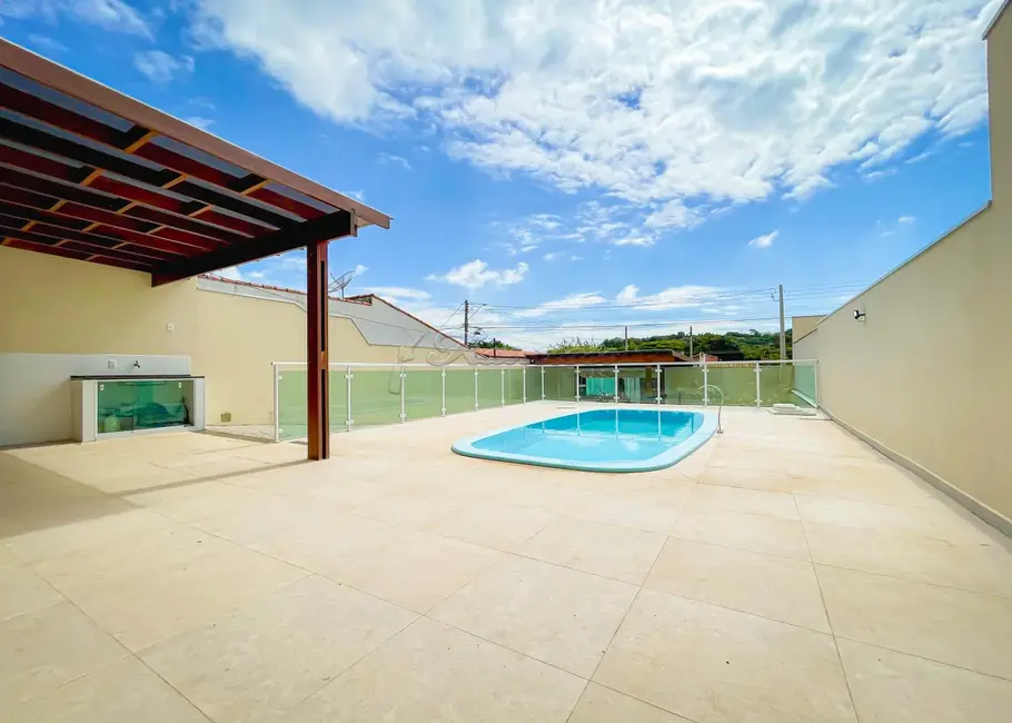 Casa com 4 quartos à venda, 300m2 em Vila Rio Branco, Itapetininga - SP - imagem 3 Foto 3 de Casa com 4 quartos à venda, 300m2 em Vila Rio Branco, Itapetininga - SP