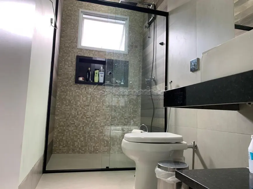 Casa de Condomínio com 3 quartos à venda, 360m2 em Jardim Marabá, Itapetininga - SP - imagem 4 Foto 4 de Casa de Condomínio com 3 quartos à venda, 360m2 em Jardim Marabá, Itapetininga - SP