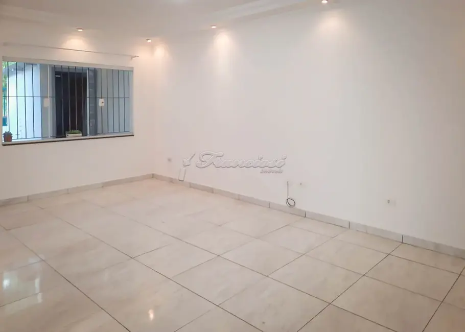 Foto 2 de Casa com 2 quartos à venda, 67m2 em Jardim Cruzeiro do Sul, Itapetininga - SP