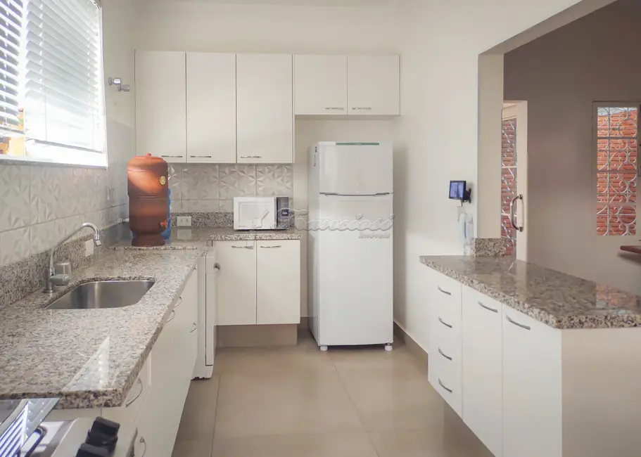 Casa com 3 quartos à venda, 211m2 em Vila Barth, Itapetininga - SP - imagem 5 Foto 5 de Casa com 3 quartos à venda, 211m2 em Vila Barth, Itapetininga - SP
