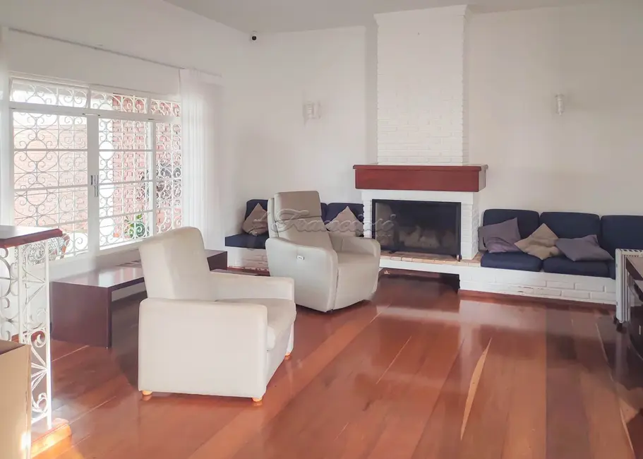 Foto 2 de Casa com 3 quartos à venda, 211m2 em Vila Barth, Itapetininga - SP