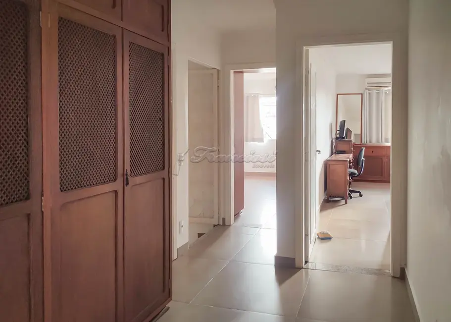 Casa com 3 quartos à venda, 211m2 em Vila Barth, Itapetininga - SP - imagem 7 Foto 7 de Casa com 3 quartos à venda, 211m2 em Vila Barth, Itapetininga - SP