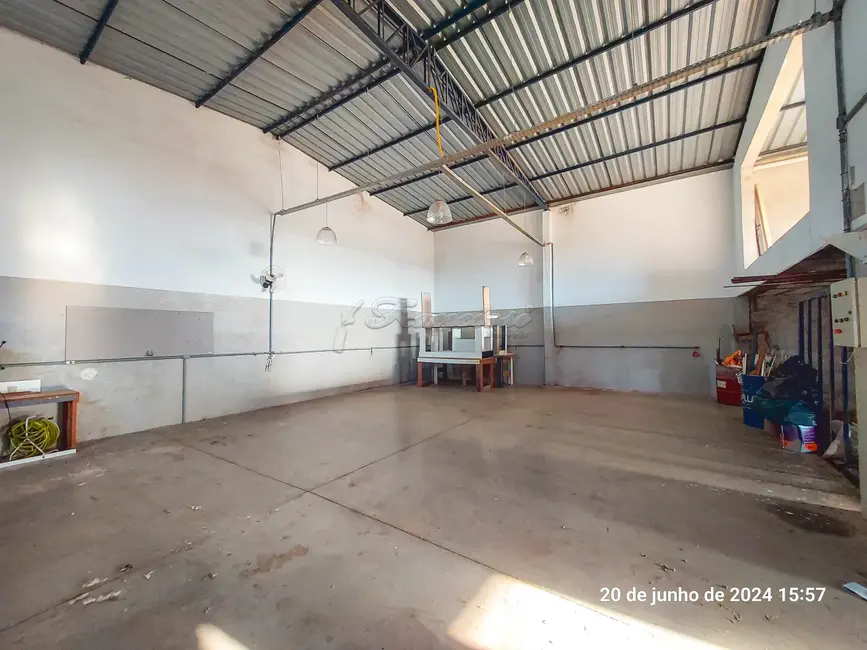 Foto 3 de Sala Comercial para alugar, 300m2 em Vila Progresso, Itapetininga - SP