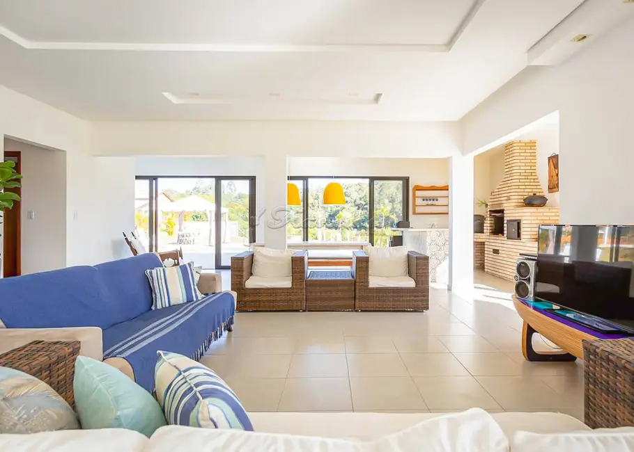 Foto 3 de Chácara à venda, 212m2 em Sarapui - SP