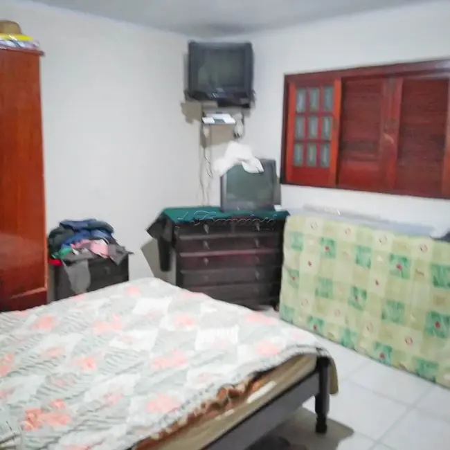 Casa com 3 quartos para alugar, 201m2 em Campina Do Monte Alegre - SP - imagem 3 Foto 3 de Casa com 3 quartos para alugar, 201m2 em Campina Do Monte Alegre - SP