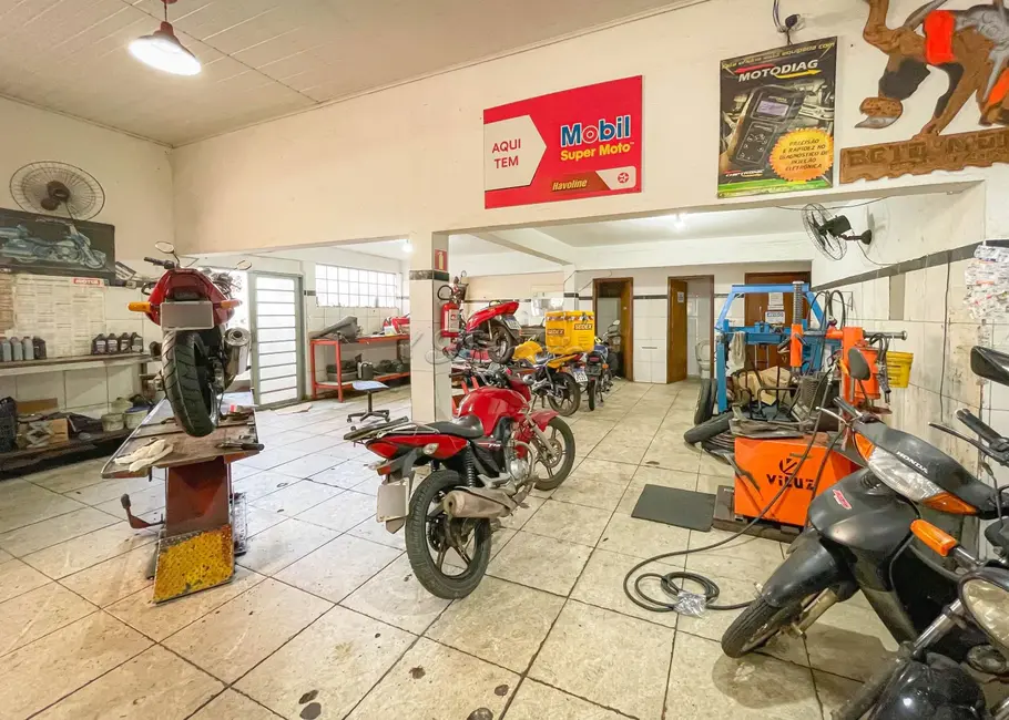 Foto 2 de Sala Comercial à venda, 327m2 em Centro, Itapetininga - SP